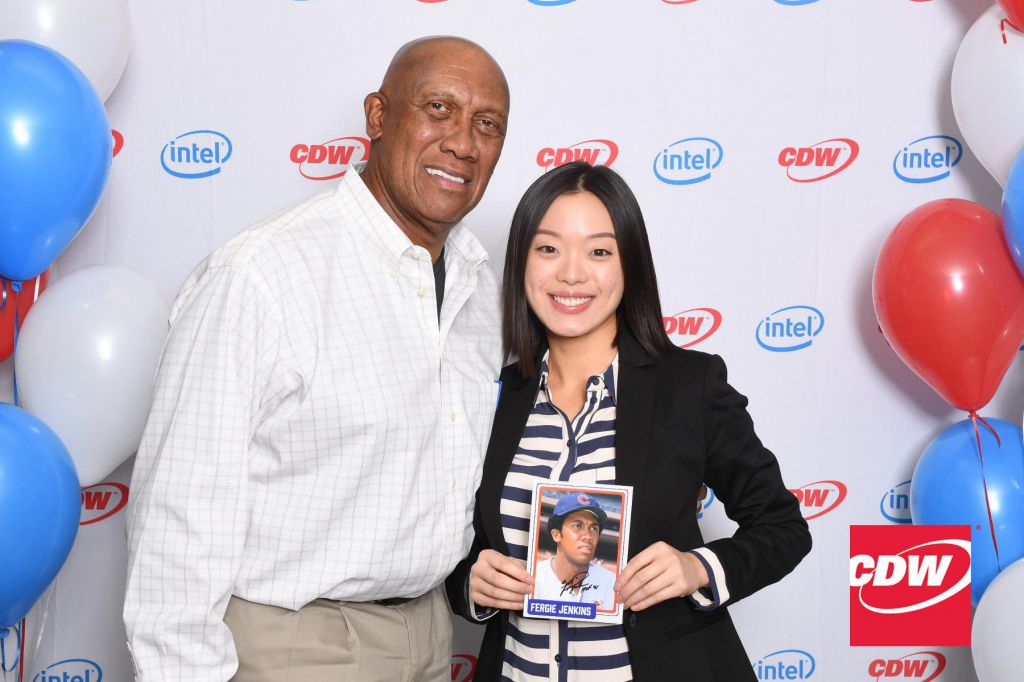 Baseball Hall Fame Pitcher Ferguson Jenkins poses with fan at celebrity photo op