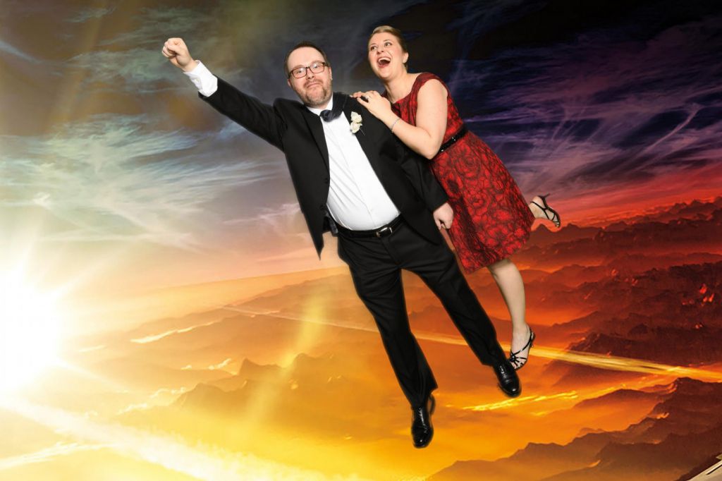 Soar through the heavens at Boening appreciation dinner with green screen photo activity