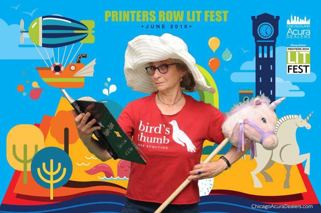Downtown Chicago festival gives away free photos printed onsite at green screen photobooth